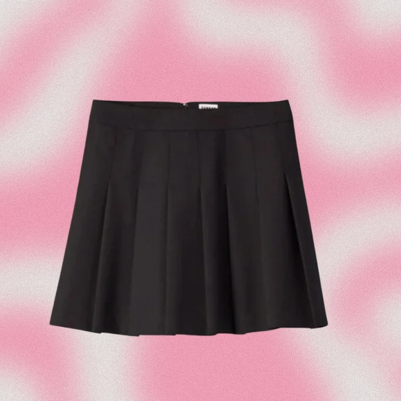 Aritzia Dresses & Skirts - Sunday Best Olive Micro Pleated Skirt - Black - Size 2